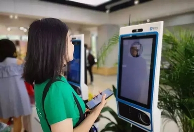 刷臉支付興起 移動(dòng)支付設(shè)備制造商的機(jī)遇與挑戰(zhàn)